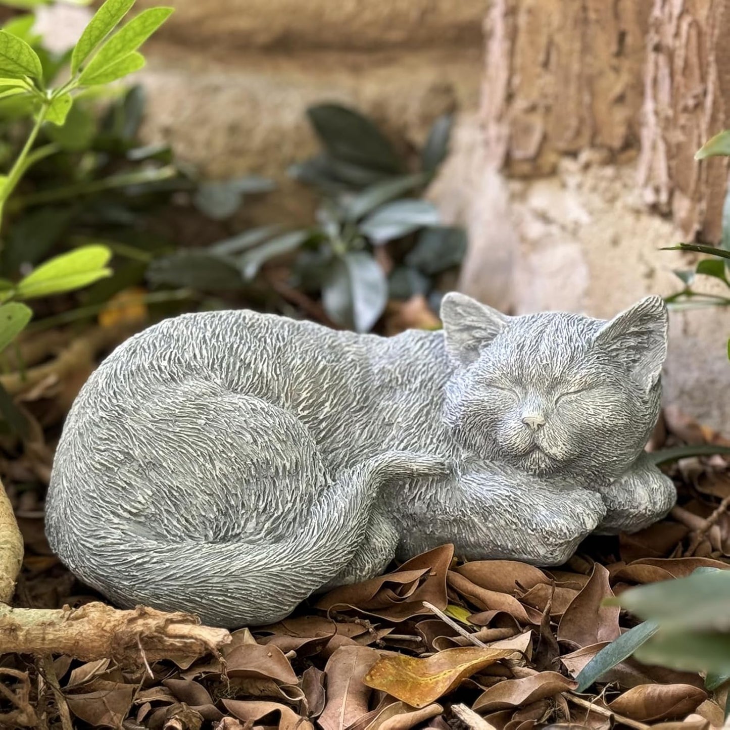Cats Memorial Stone Garden Statue by GARDEN WHISPER