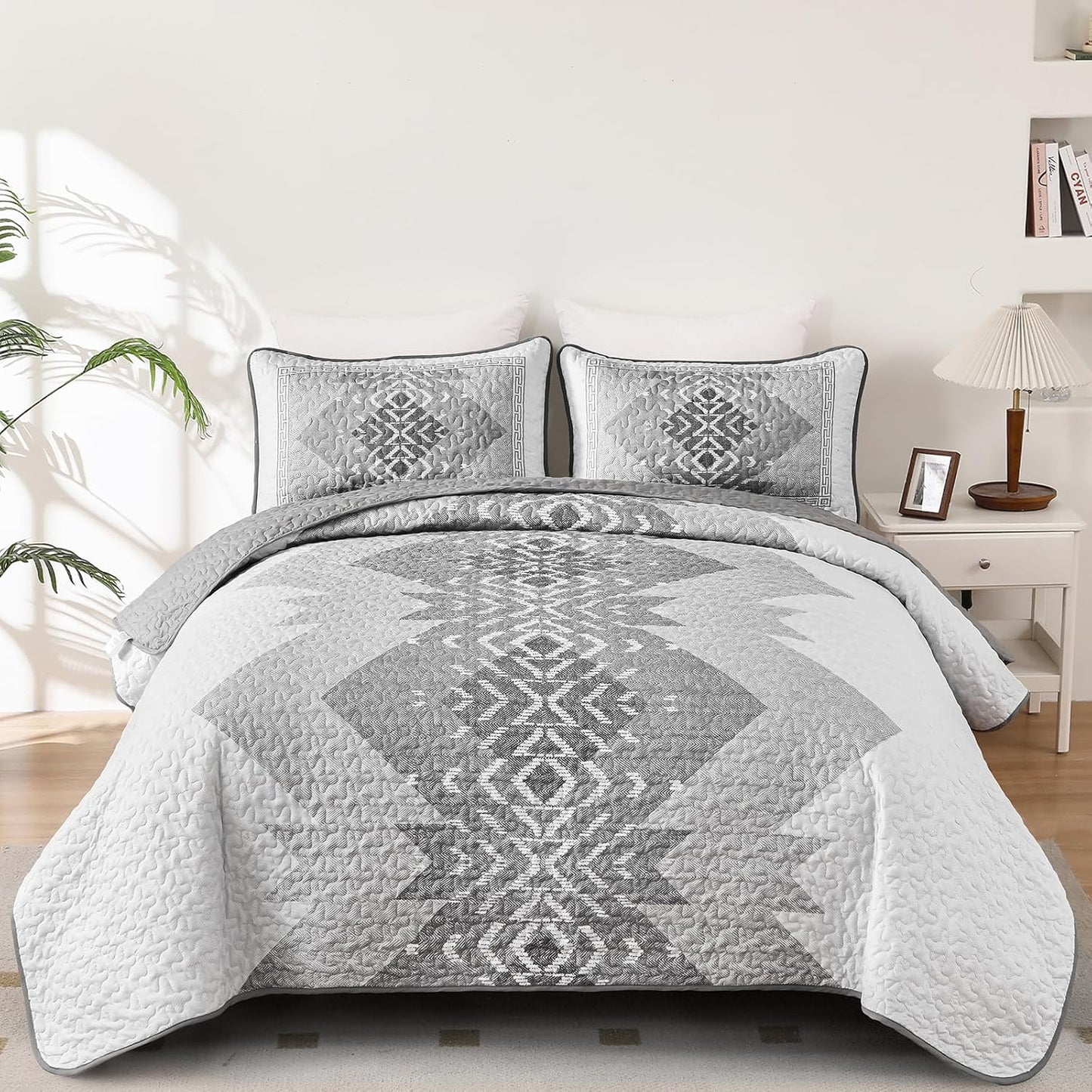 Boho Quilt Set King Size 3 Pieces Grey Aztec Design Bedding