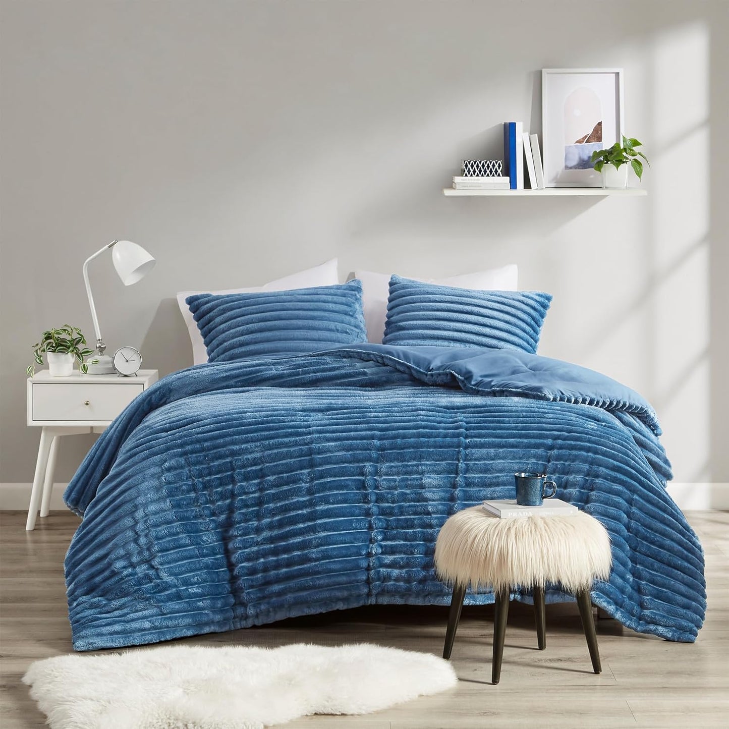 Intelligent Design Queen Comforter Set for All Seasons Comfort