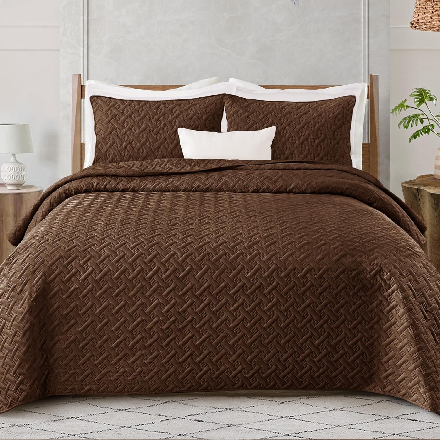 Soft Quilt Set King Size for All Seasons - Lightweight Brown Bedding