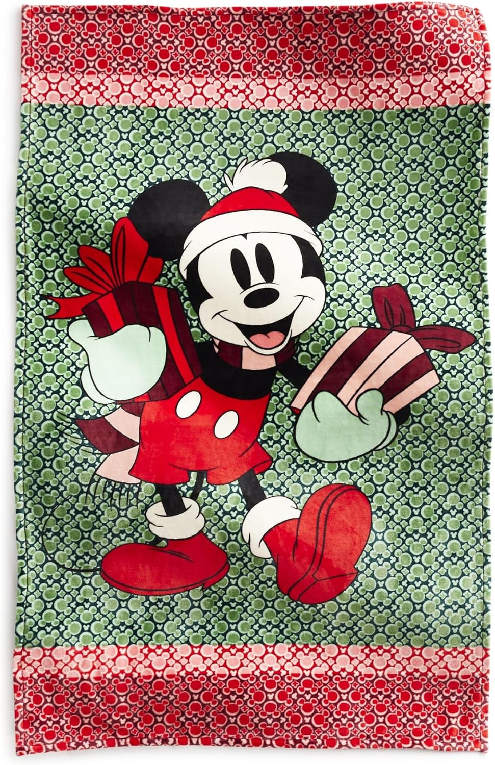 Vera Bradley Women's Disney Fleece Plush Throw Blanket Review