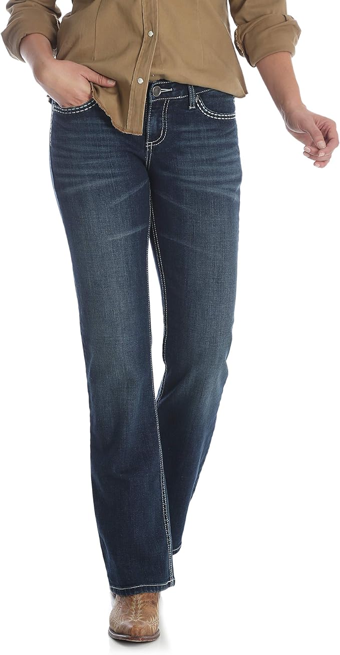 Wrangler Women's Shiloh Low Rise Boot Cut Ultimate Riding Jean Review