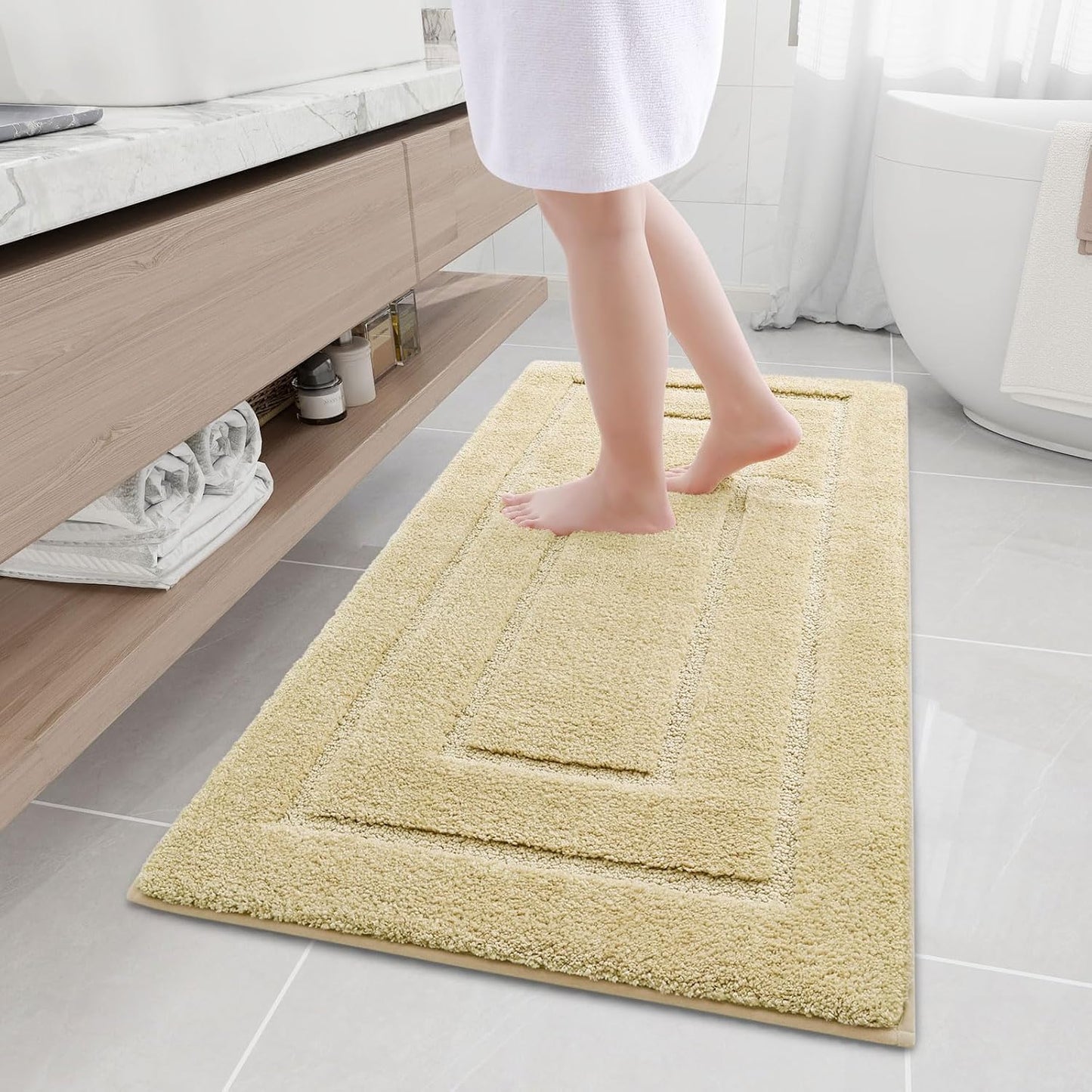 Soft and Absorbent Microfiber Bath Rugs for Luxurious Comfort