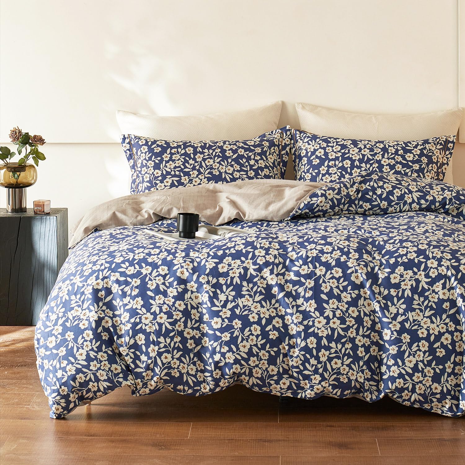 Navy Floral Cotton Comforter Queen Size Set with Elegant Design