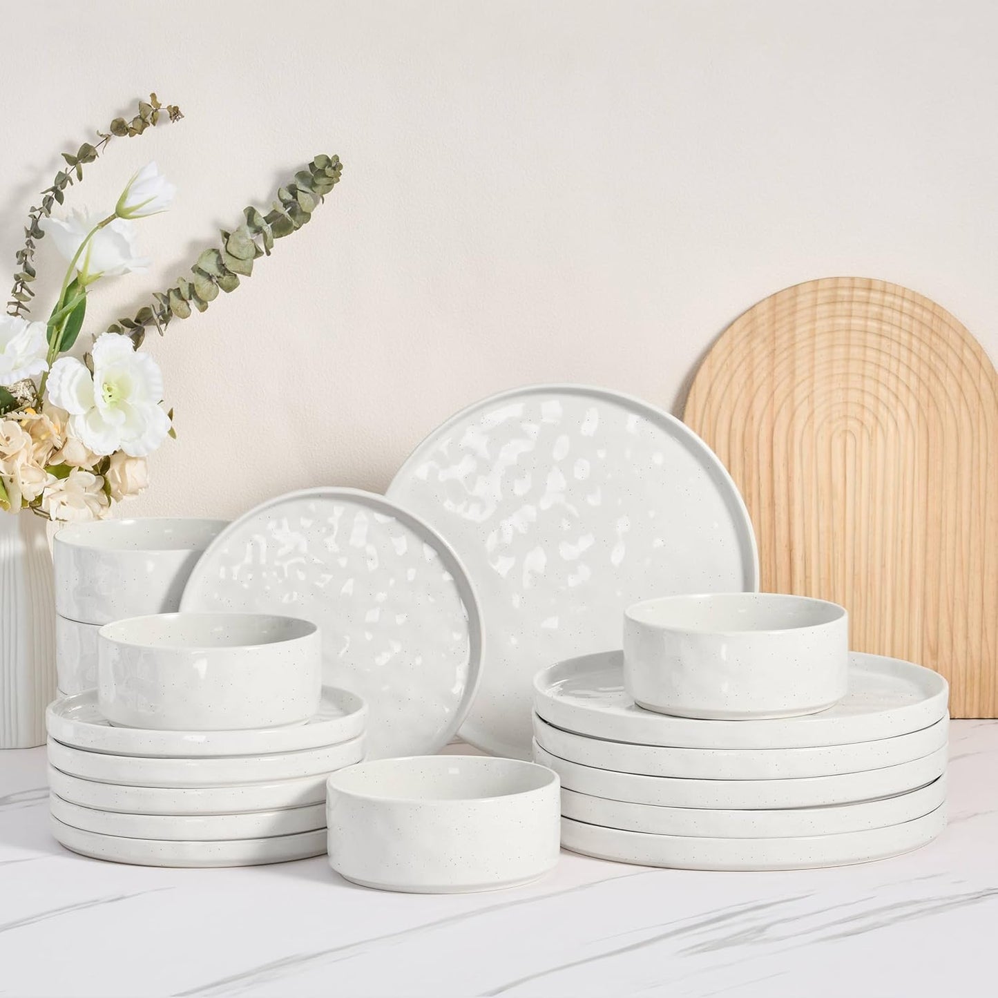 Herogo 18 Pieces Plates and Bowls Set for 6 - Stoneware Dinnerware