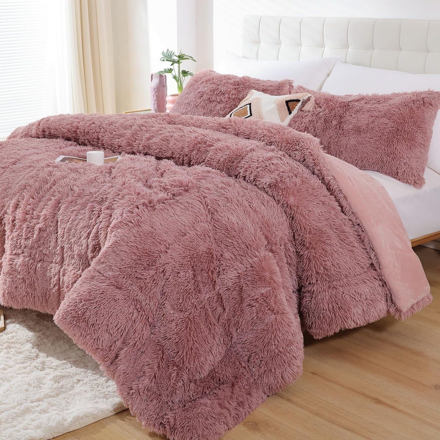 Smoofy Fluffy King Size Comforter Set for Ultimate Comfort
