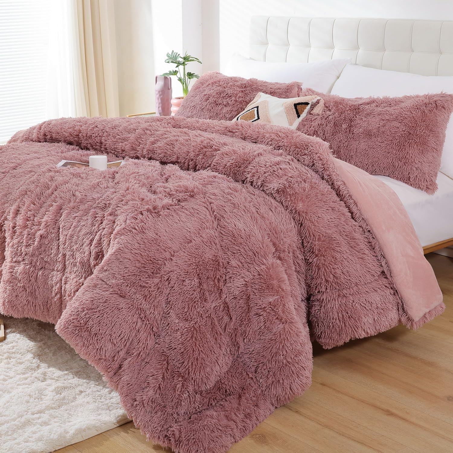 Smoofy Fluffy King Size Comforter Set for Ultimate Comfort