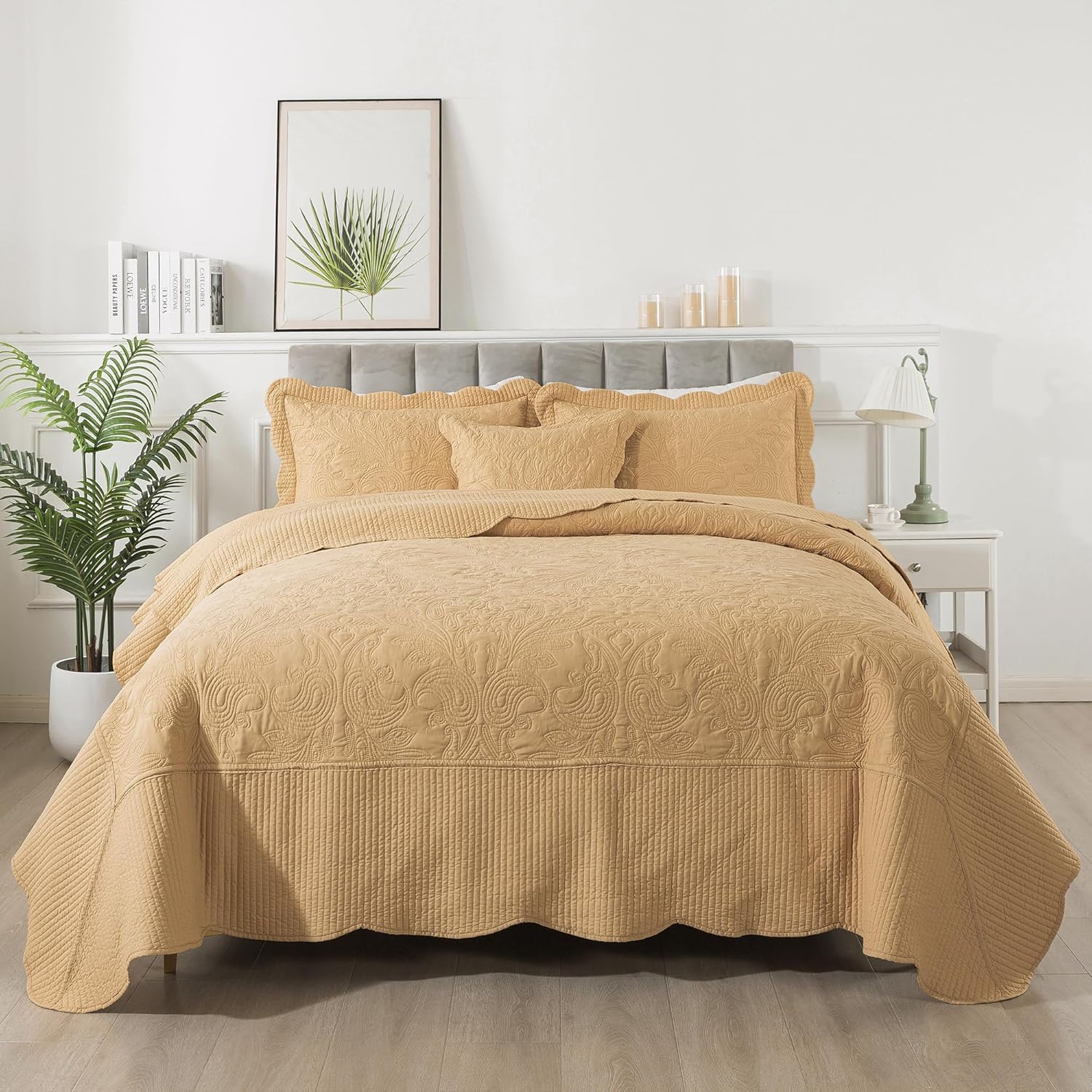 HoneiLife California King Quilt - Oversized Bedspread Set