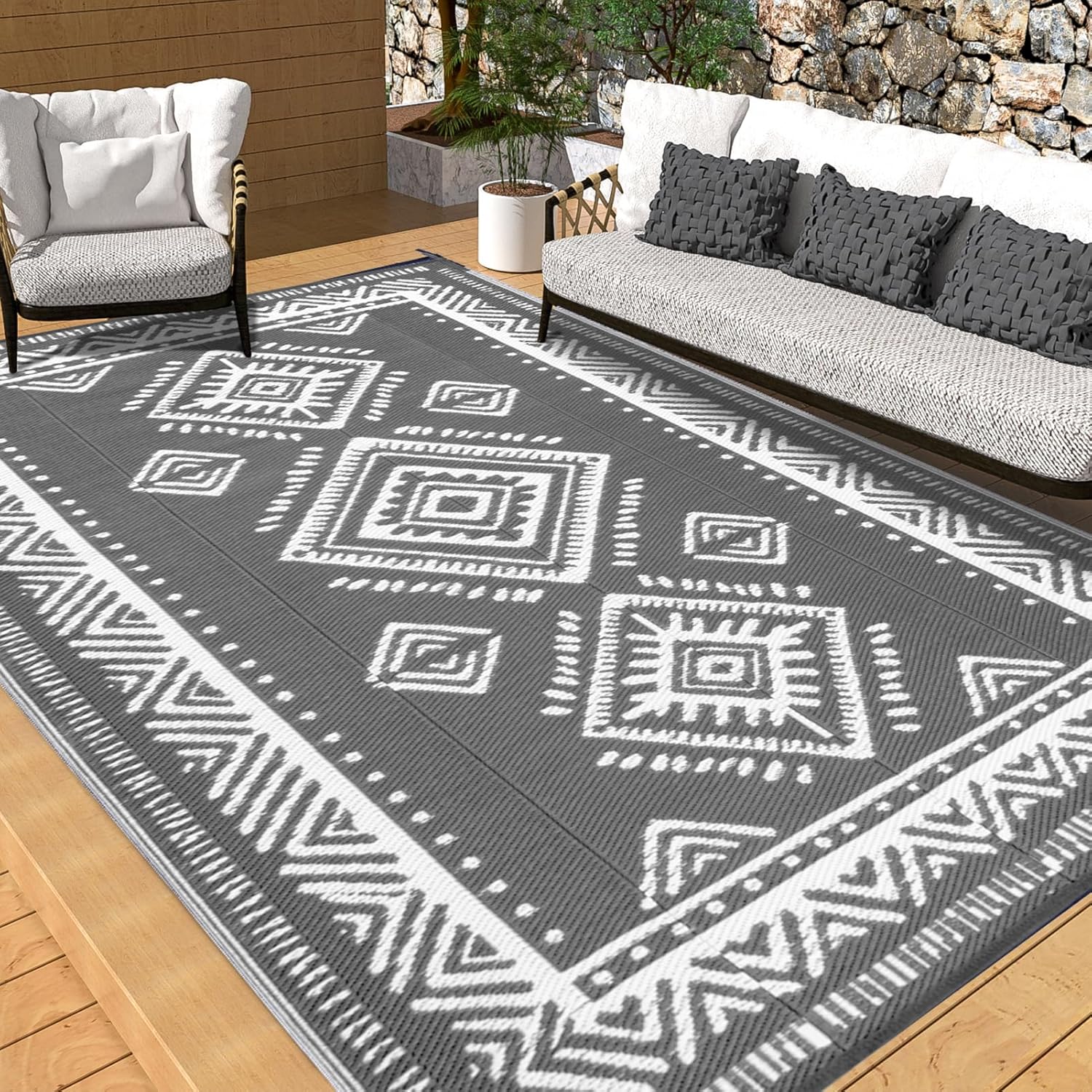 Reversible Waterproof Outdoor Rug for Backyard and Camping