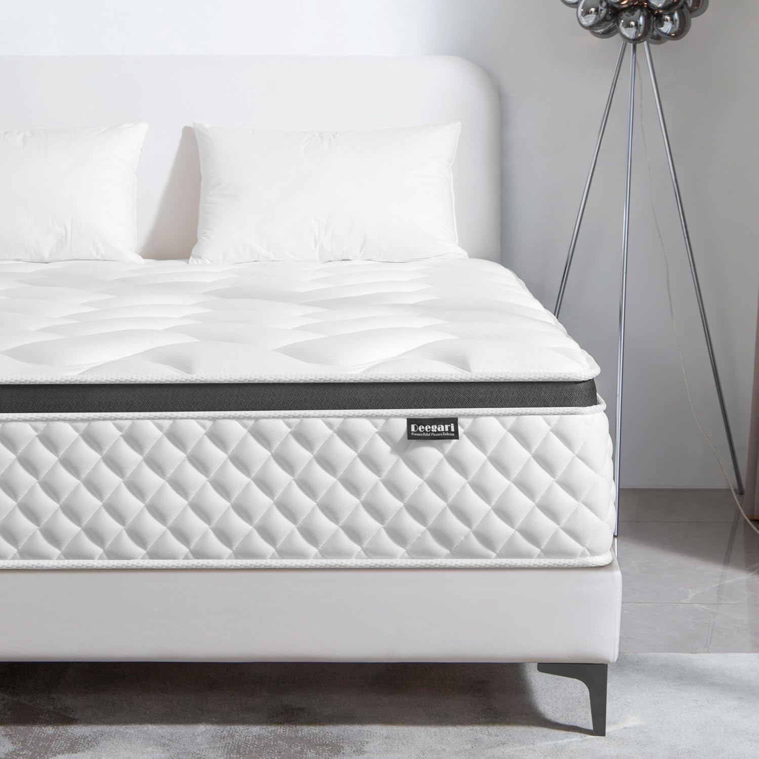Queen Mattress with Pocket Springs for Motion Isolation & Comfort