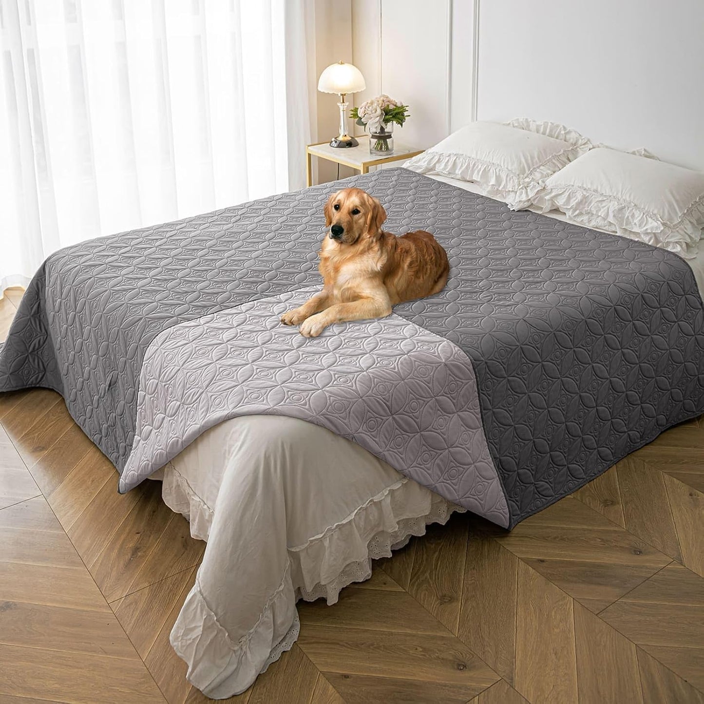 Waterproof Dog Blanket for Sofa and Bed Furniture Protection