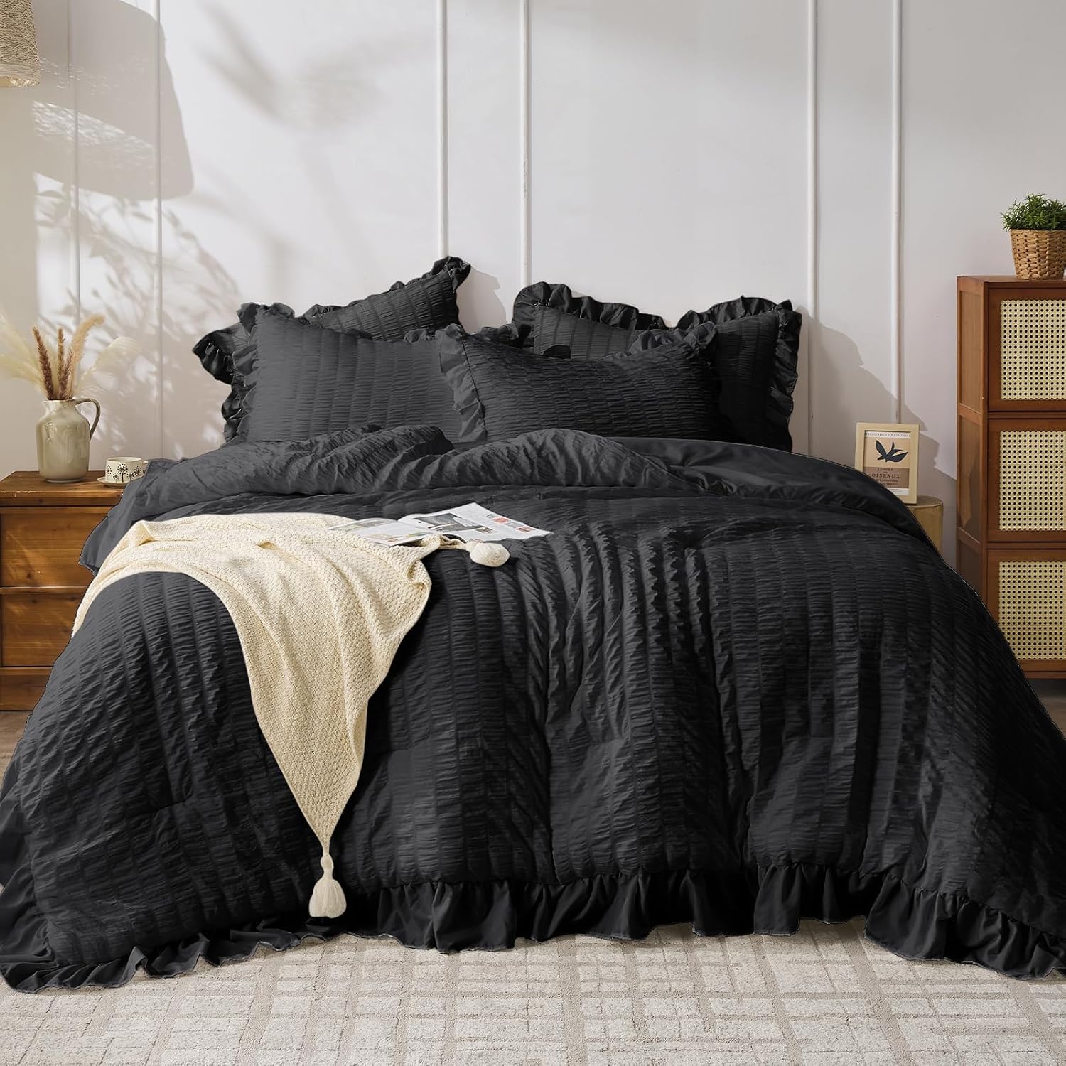 JOLLYVOGUE Black Comforter Set Full Size for All Seasons