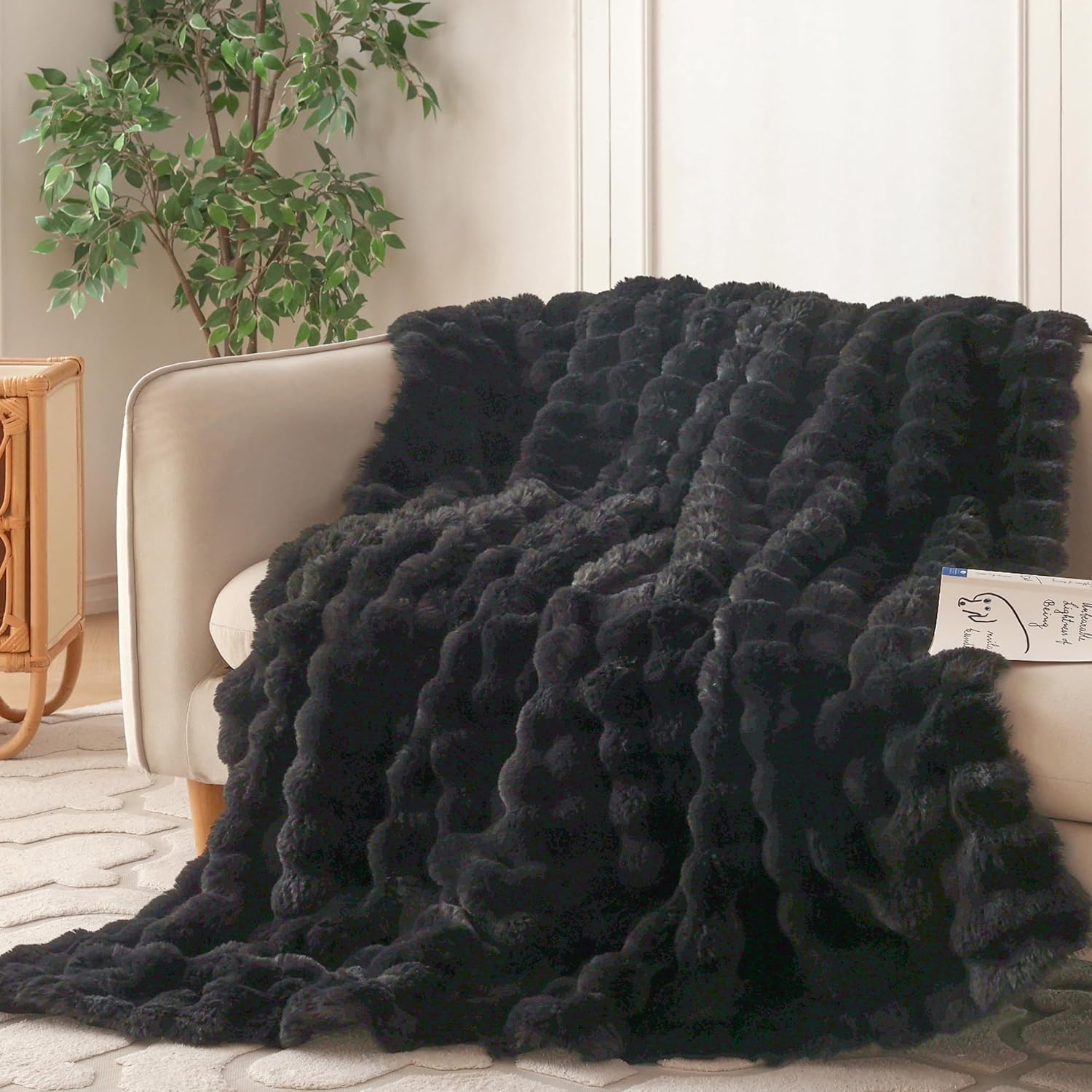 COOVA Faux Fur Throw Blanket for Couch - Cozy and Soft Plush