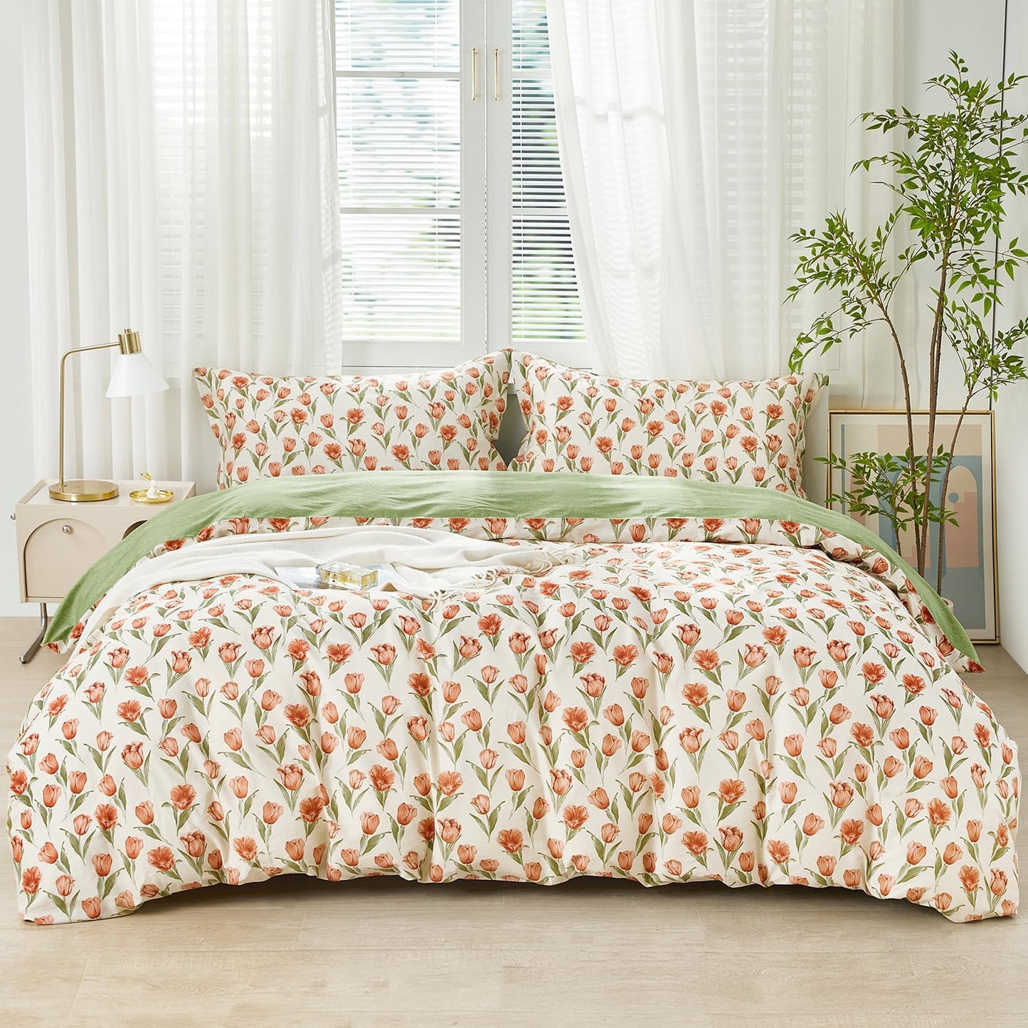SAPHREAS Red Tulips Floral Duvet Cover Set for Cozy Bedrooms