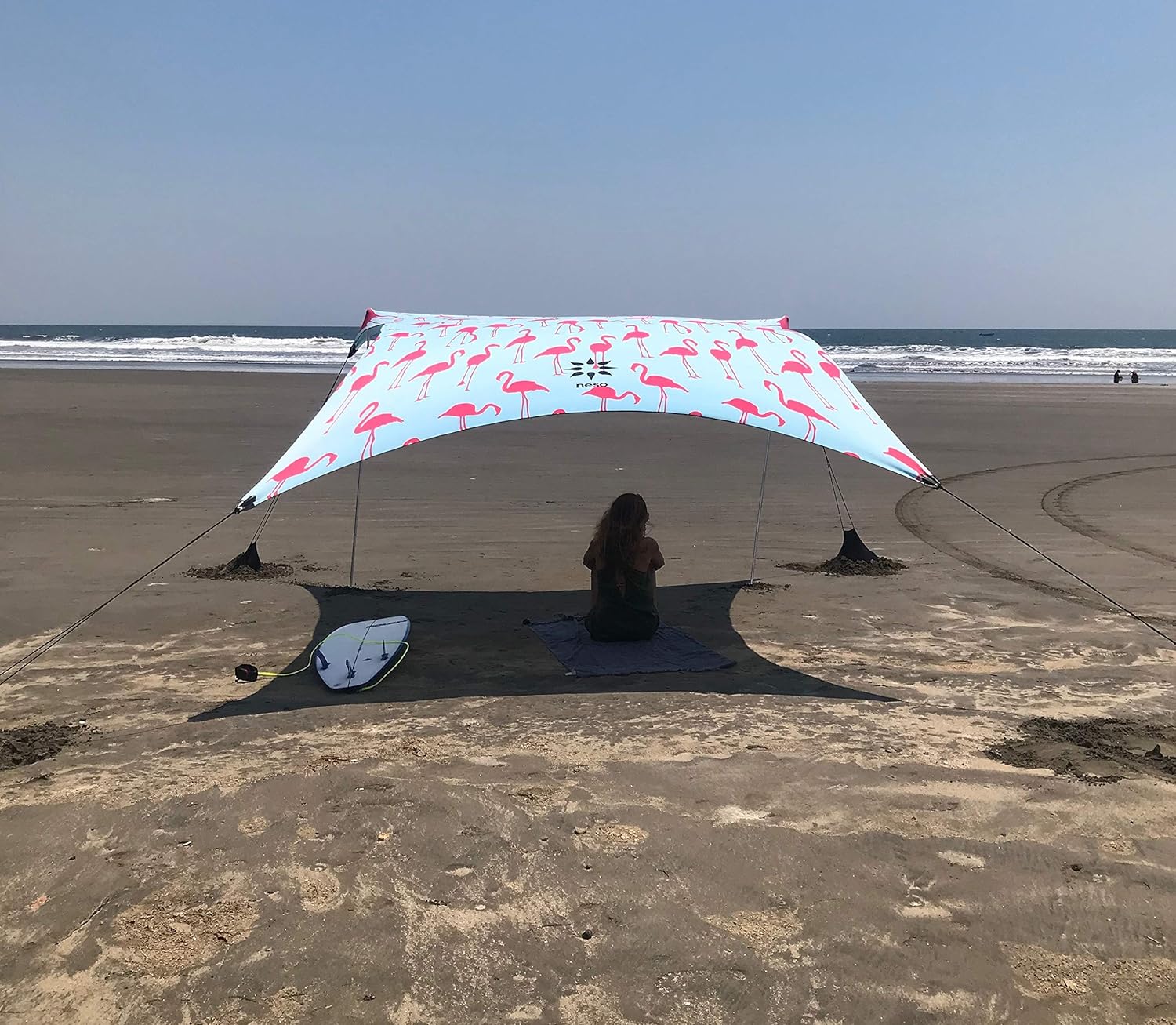 Neso Tents Grande Beach Tent with UPF 50+ Protection and Cooler