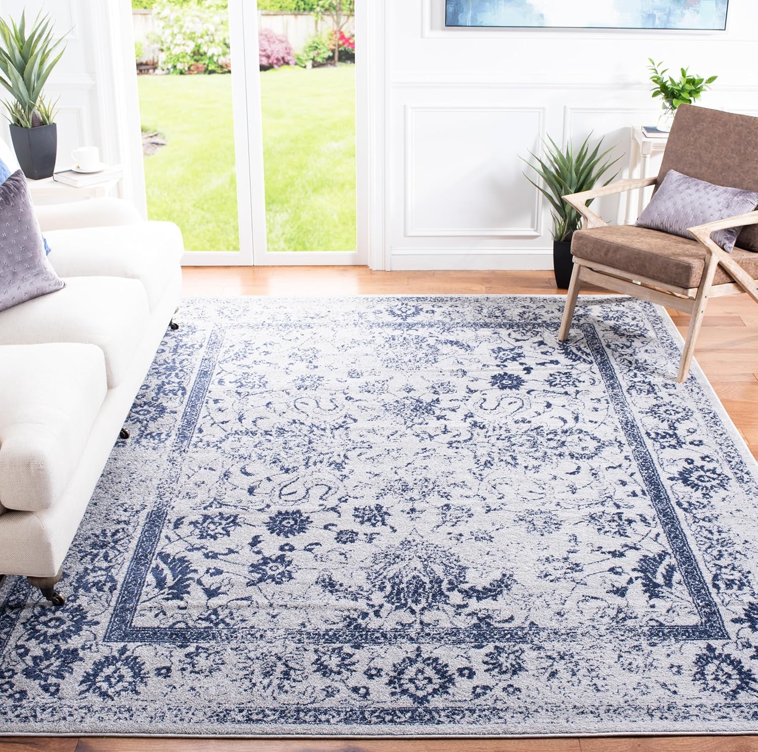 SAFAVIEH Adirondack Collection Area Rug - Stylish & Durable