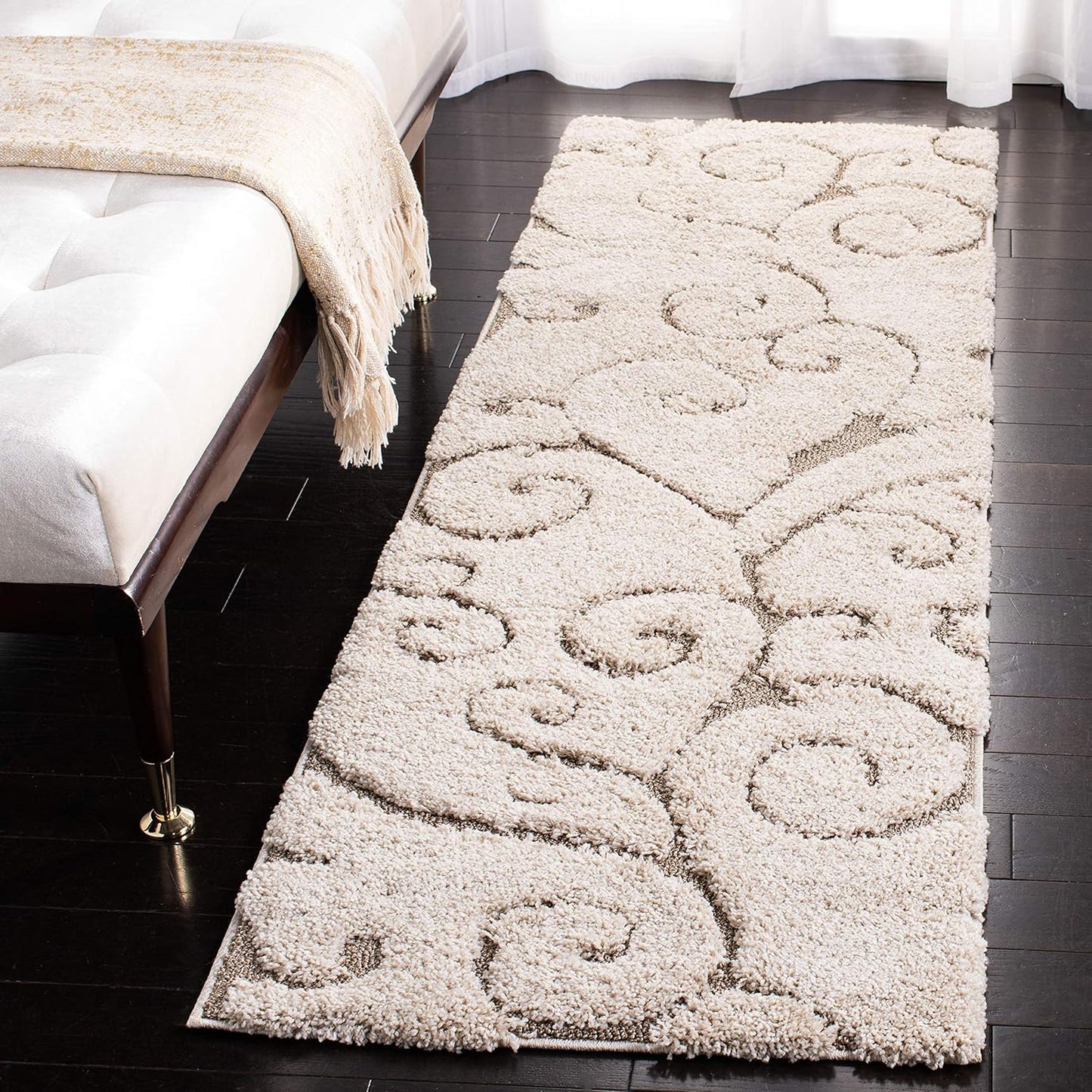 SAFAVIEH Florida Shag Collection Runner Rug for Cozy Spaces