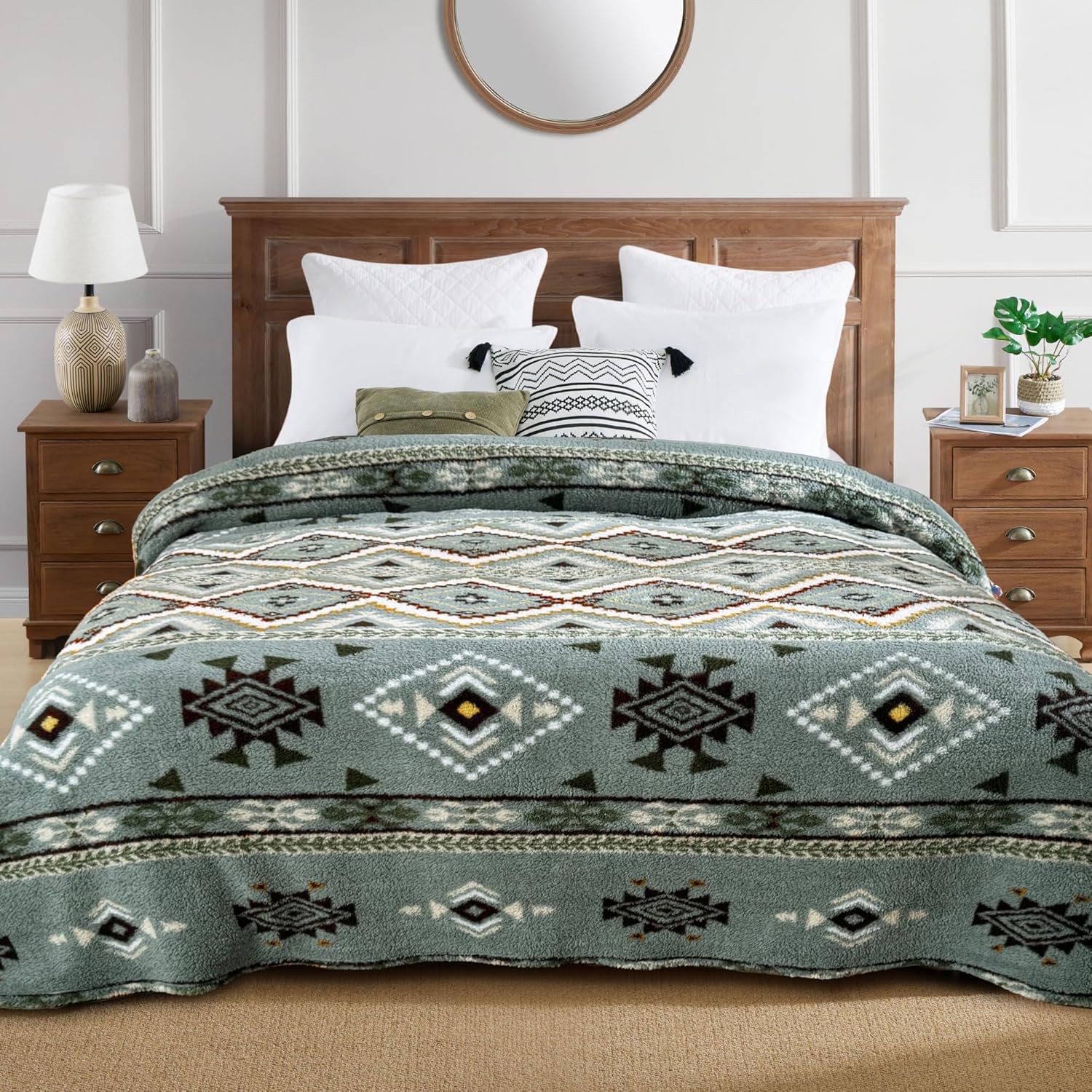 Casaagusto Boho Sherpa Throw Blanket for Cozy Comfort and Style