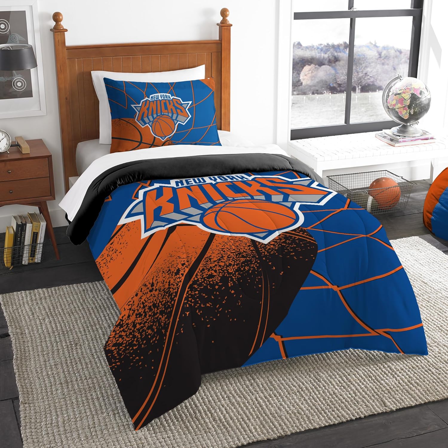 New York Knicks Officially Licensed NBA Comforter Set for Fans