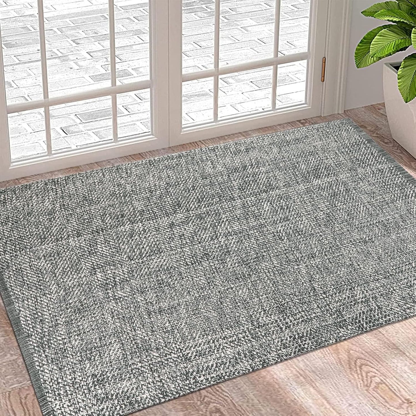 LEEVAN Washable Bedroom Rug 3x5 for Modern Living Spaces