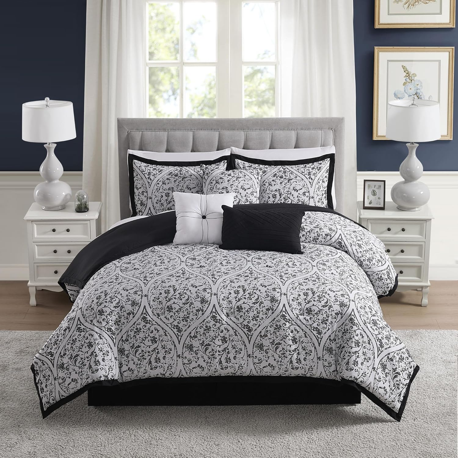 Queen Comforter Set - 7-Piece Bedding Collection in Black/White