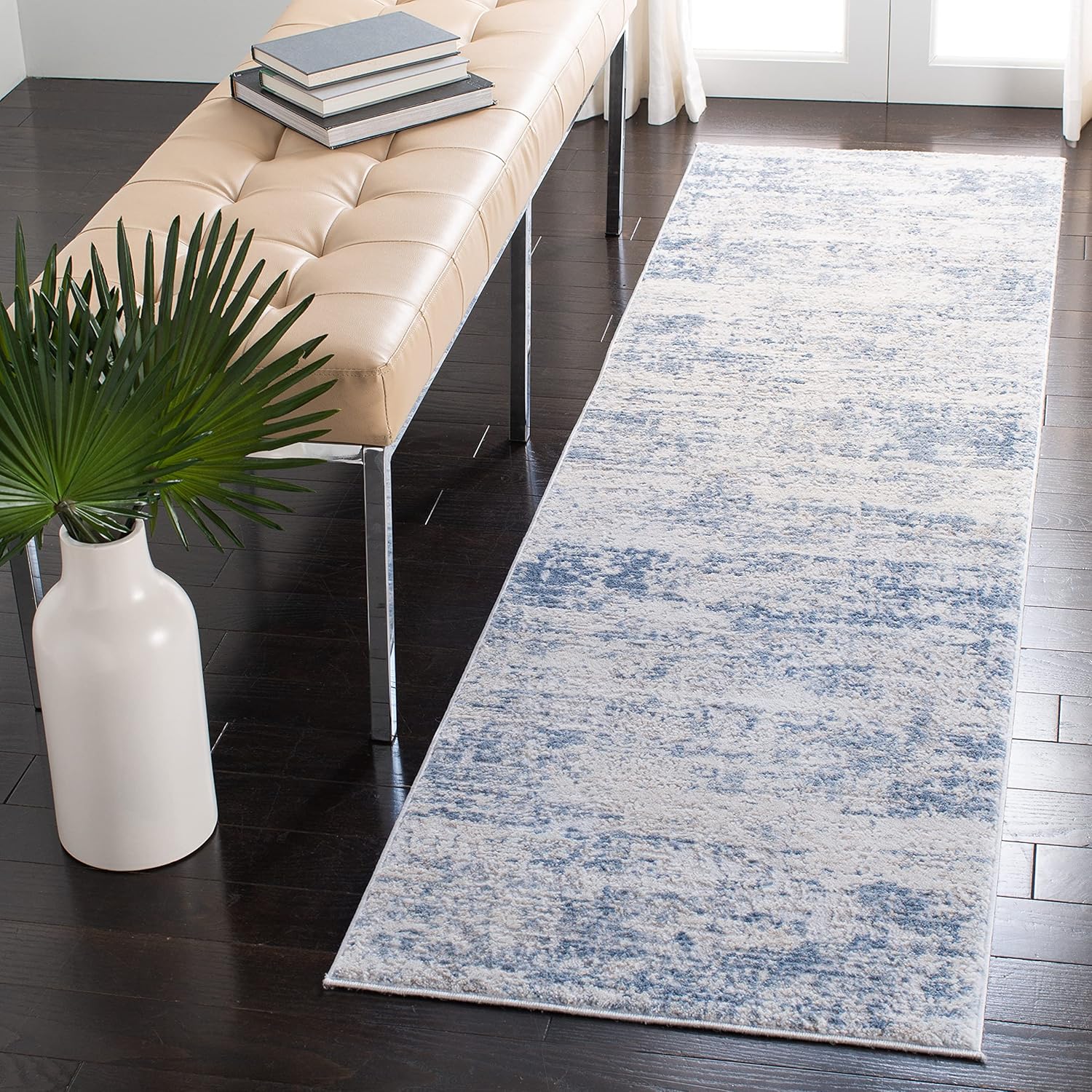 SAFAVIEH Amelia Collection Runner Rug - Modern Abstract Design