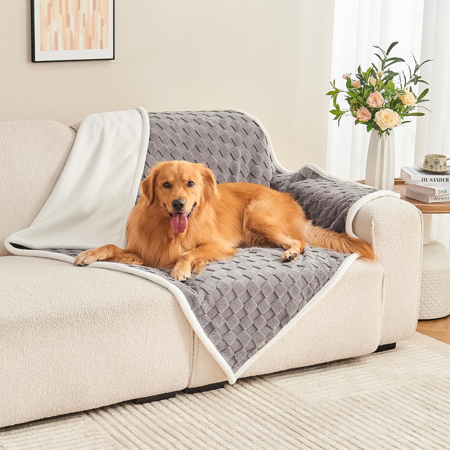 Checkered Waterproof Blanket for Pets - Soft and Reversible