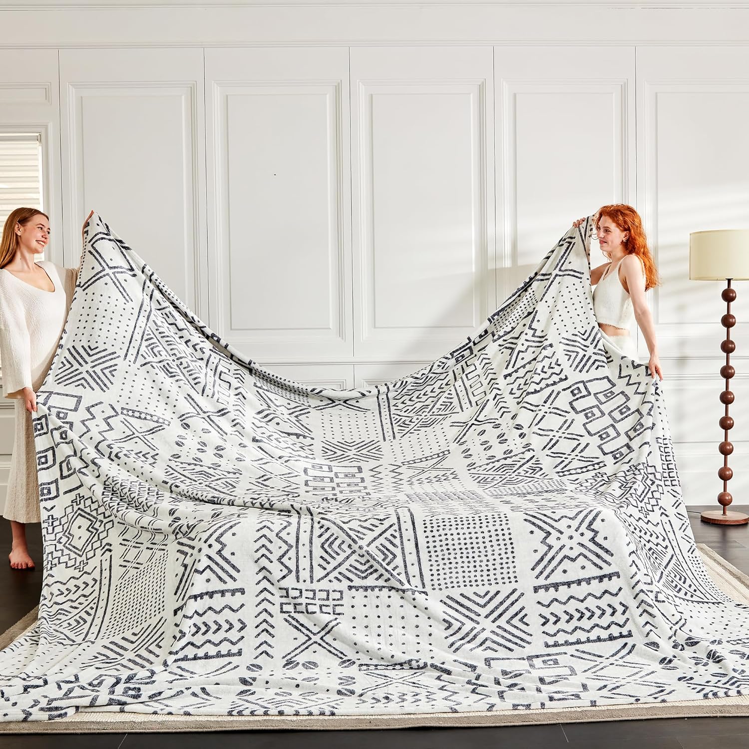 Soft Cozy 120x120 Inches Oversized King Fleece Blanket