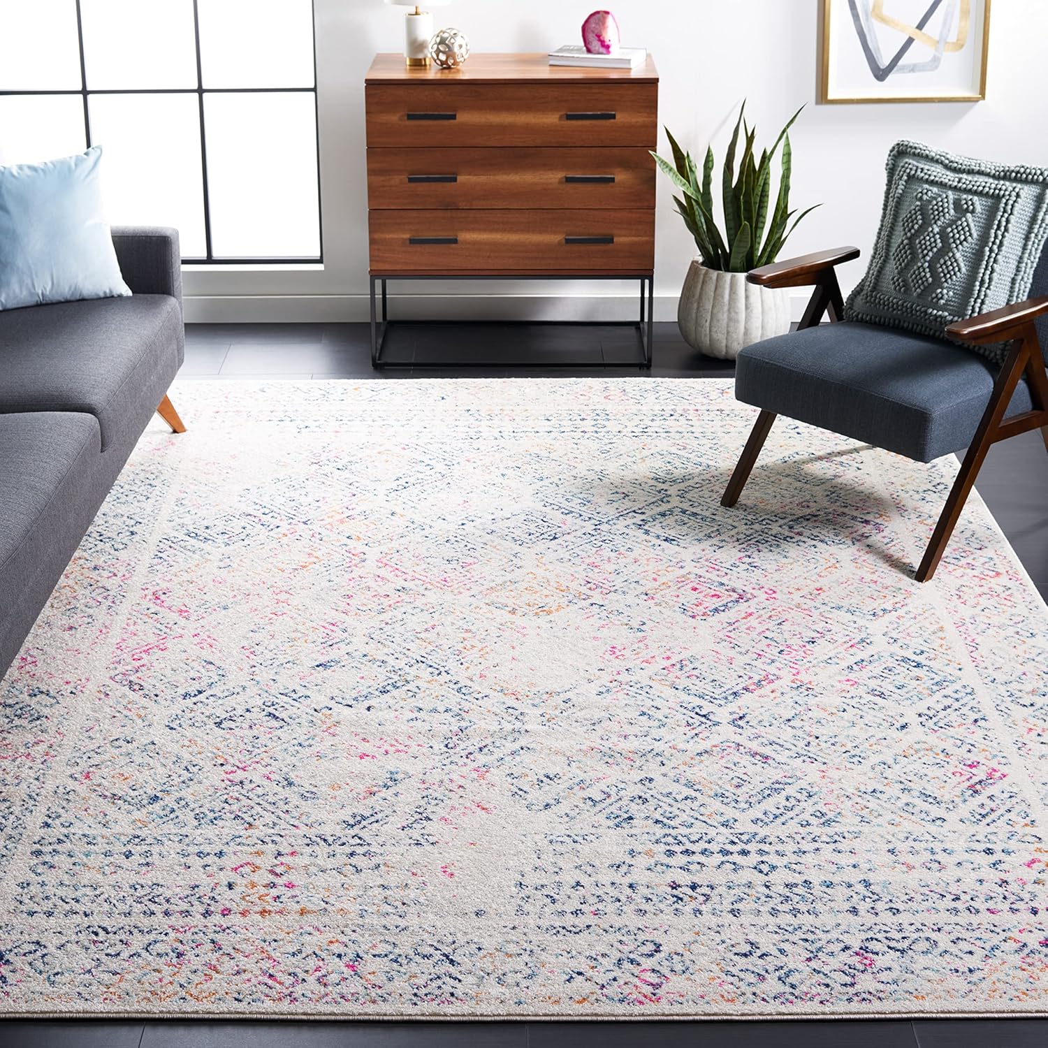 SAFAVIEH Tulum Collection Area Rug - Stylish and Durable Design
