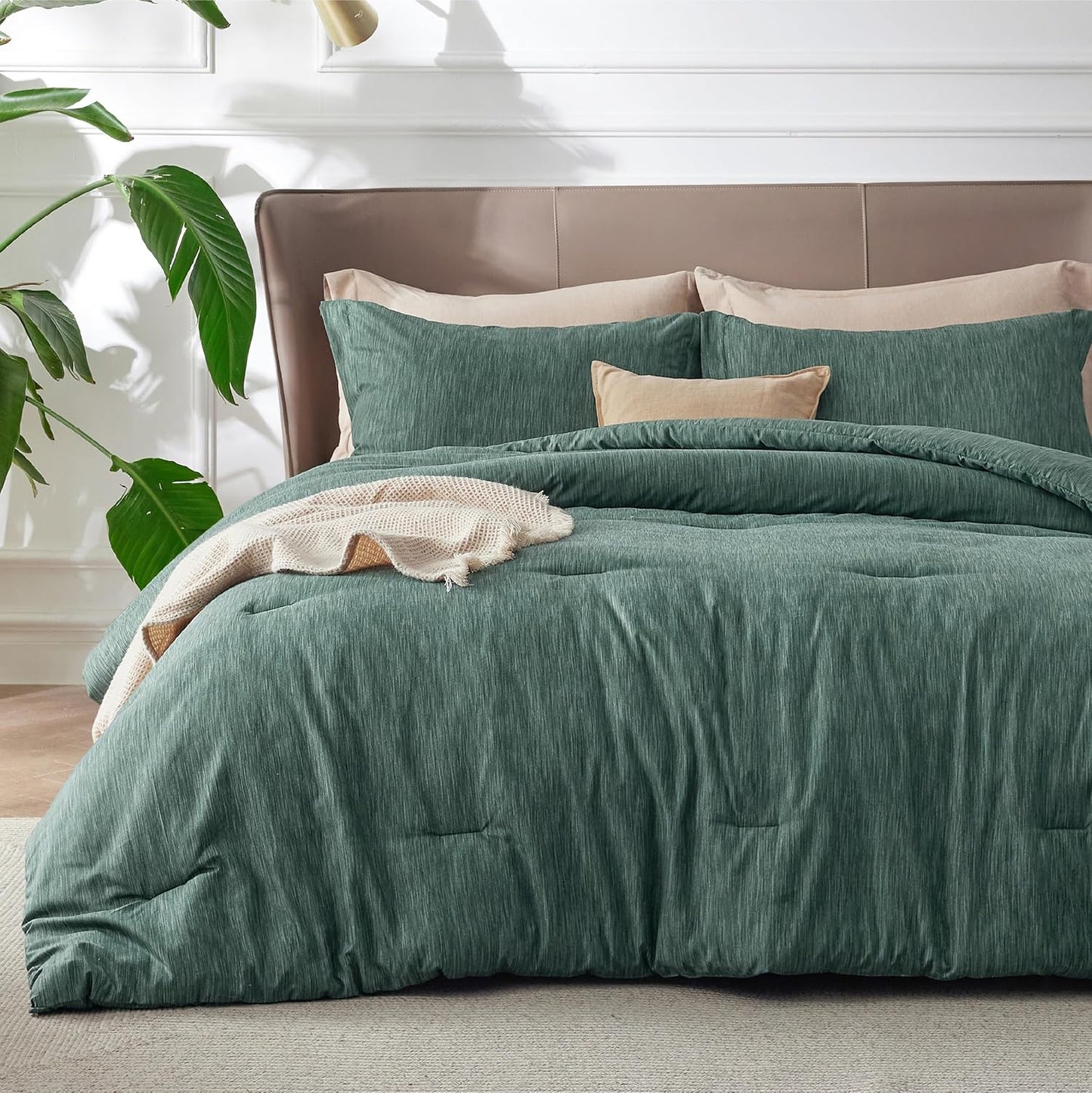 Bedsure Twin/Twin XL Comforter Set - Soft Emerald Green Bedding