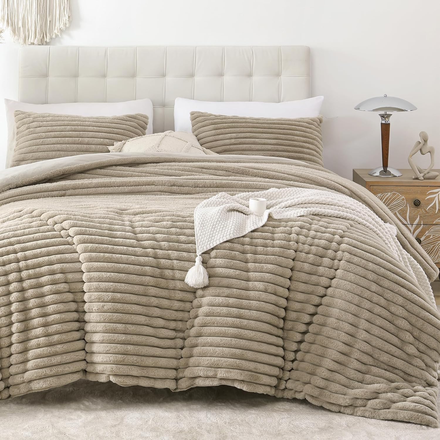 Smoofy Fluffy Full Size Comforter Set - Luxury Soft Bedding