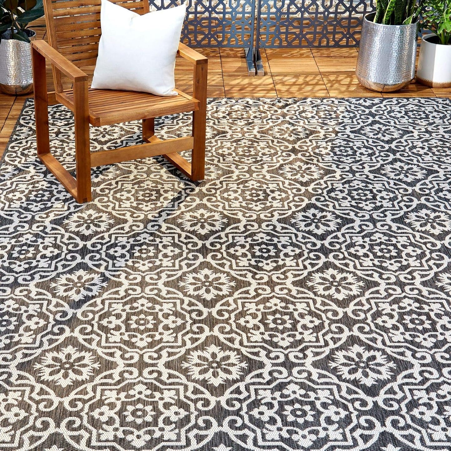 Nicole Miller New York Patio Country Danica Area Rug Review