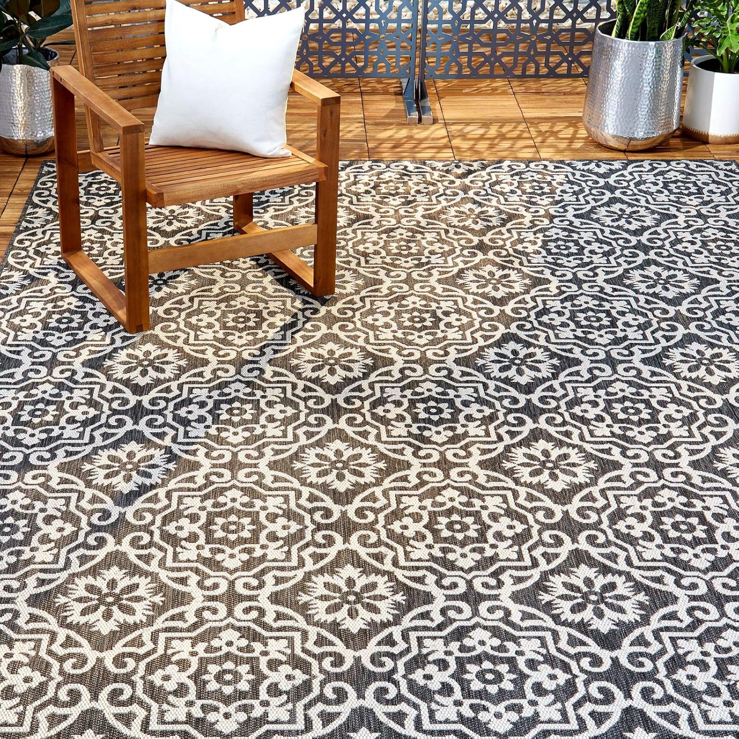 Nicole Miller New York Patio Country Danica Area Rug Review