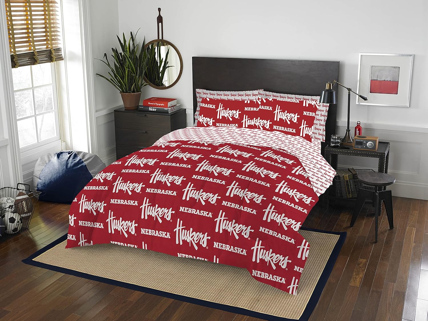 Northwest NCAA Unisex-Adult Bed in a Bag Set for Fans