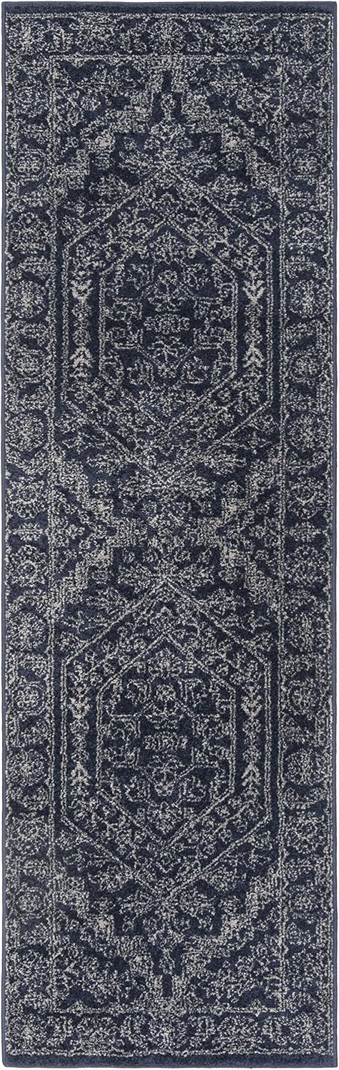 SAFAVIEH Adirondack Collection Runner Rug - Stylish & Durable