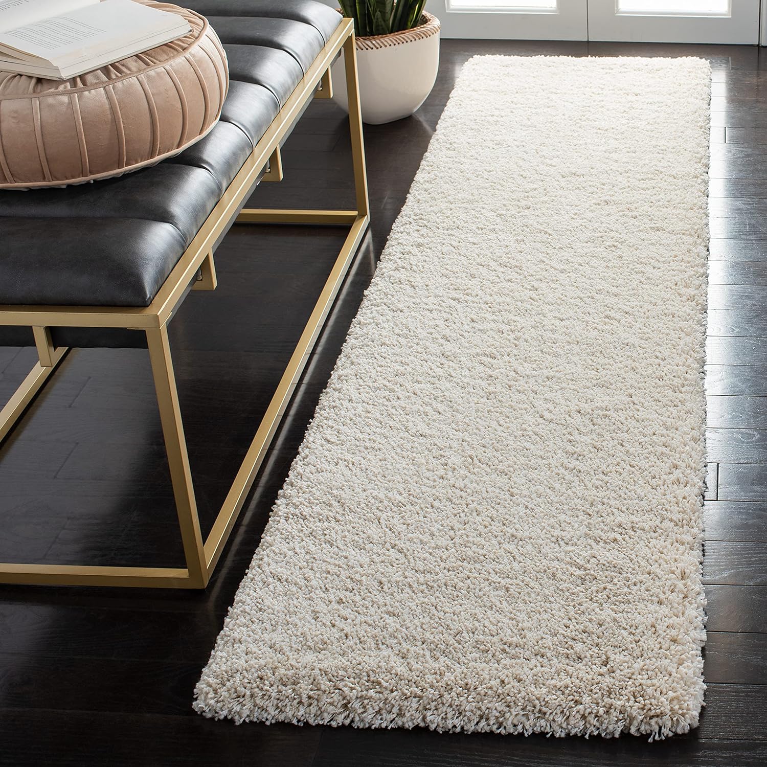 SAFAVIEH Milan Shag Runner Rug - Non-Shedding & Easy Care