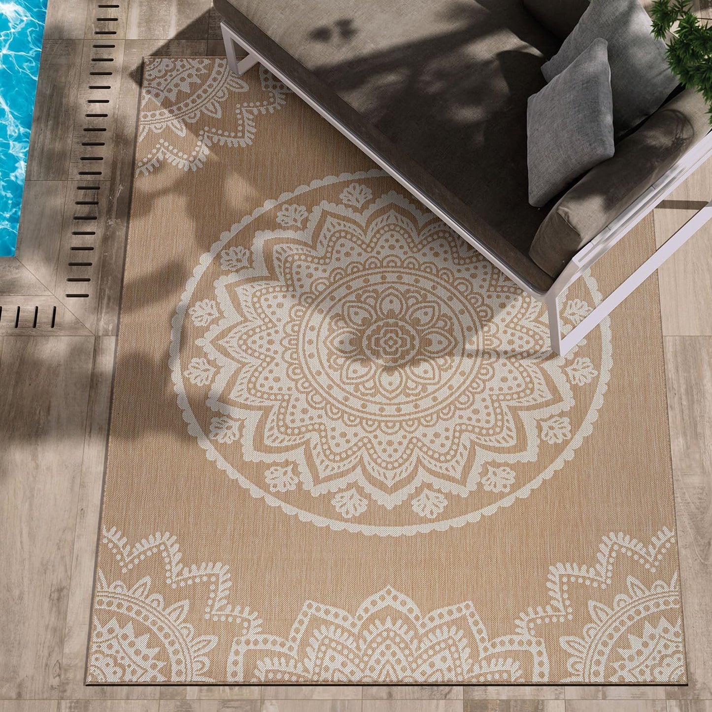 CAMILSON Outdoor Rug 5x7 for Indoor and Outdoor Use - Beige/White
