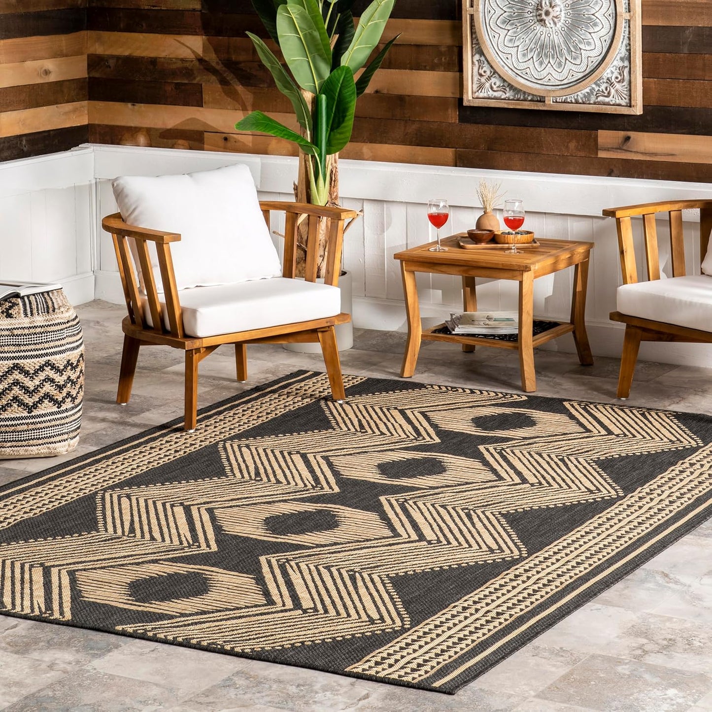 nuLOOM 5ft x 8ft Outdoor Tribal Geometric Area Rug Review