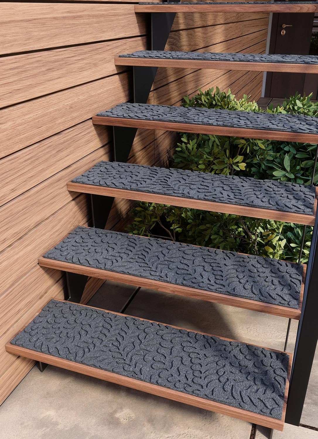 Outdoor Stair Treads Non-Slip Carpet Treads with Rubber Backing