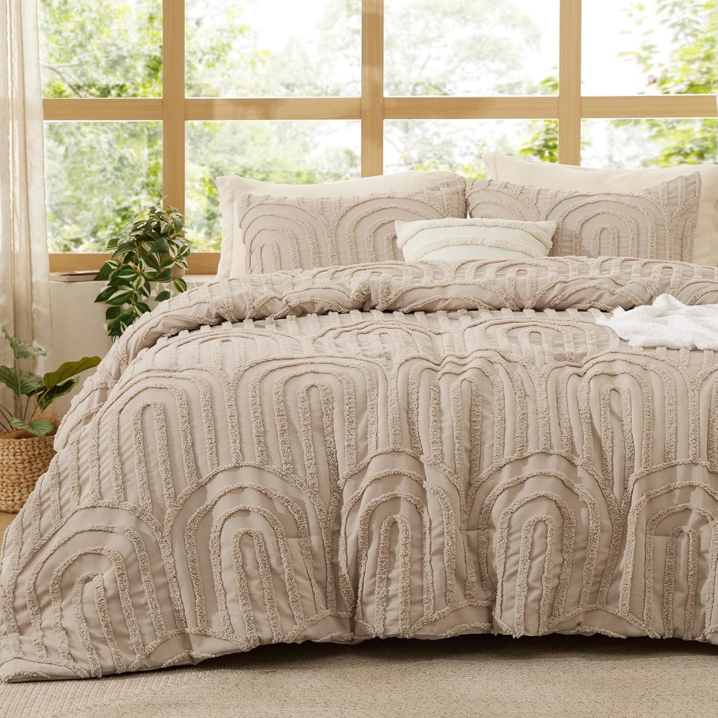Boho Tufted King Comforter Set - Elegant Khaki Bedding Set