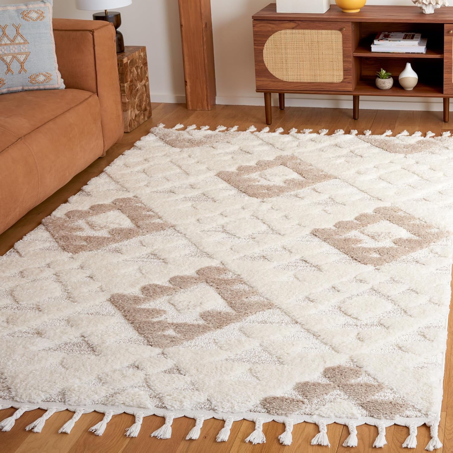 Safavieh Moroccan Tassel Shag Area Rug - 4ft x 6ft for Any Room