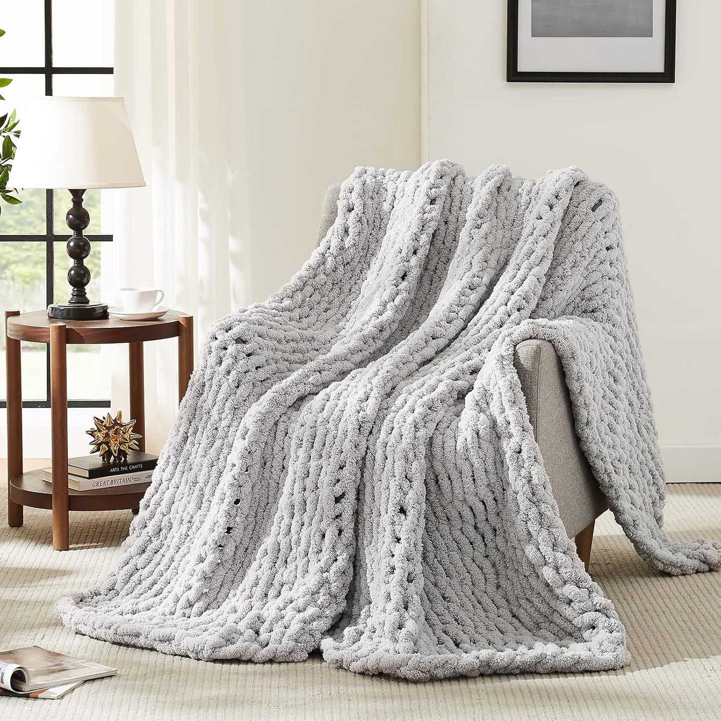 Chunky Knit Blanket Throw - Soft Chenille Yarn for Cozy Comfort