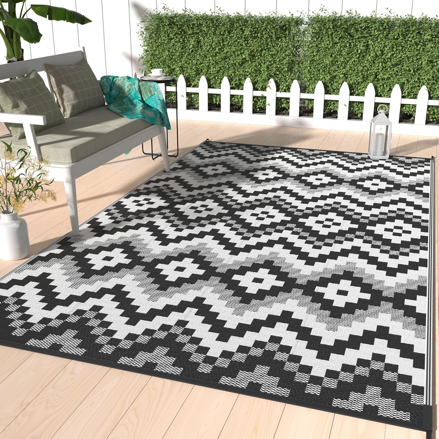 GENIMO Outdoor Rug for Patio - Lightweight Waterproof Design