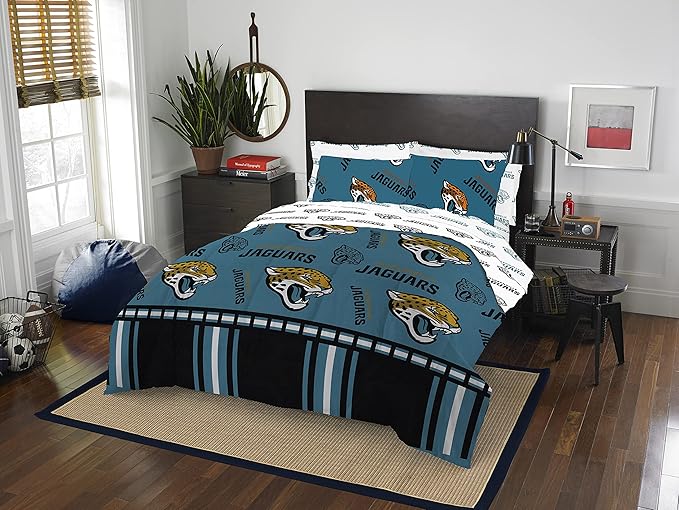 Northwest NFL Unisex-Adult Bed in a Bag Set for Ultimate Comfort