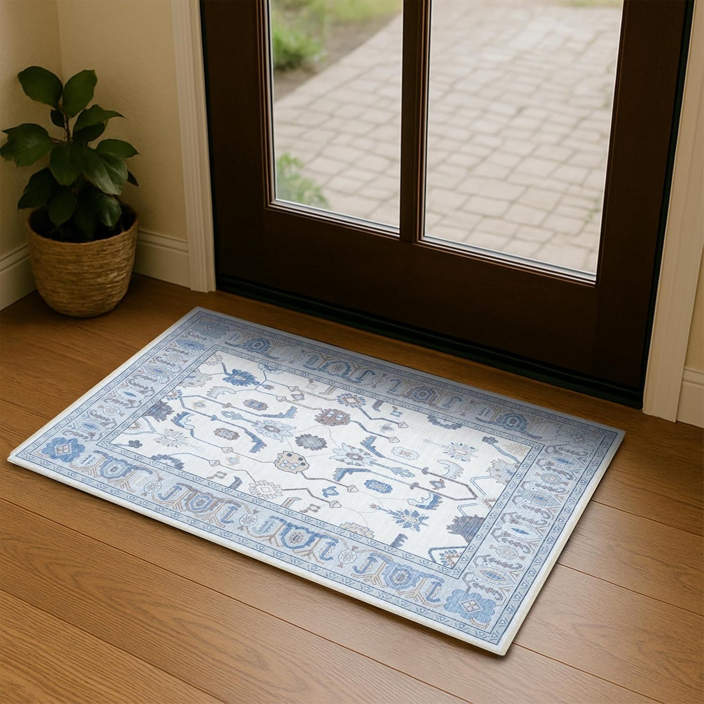 Cream Blue Oushak Rug - Vintage Floral Design for Any Space