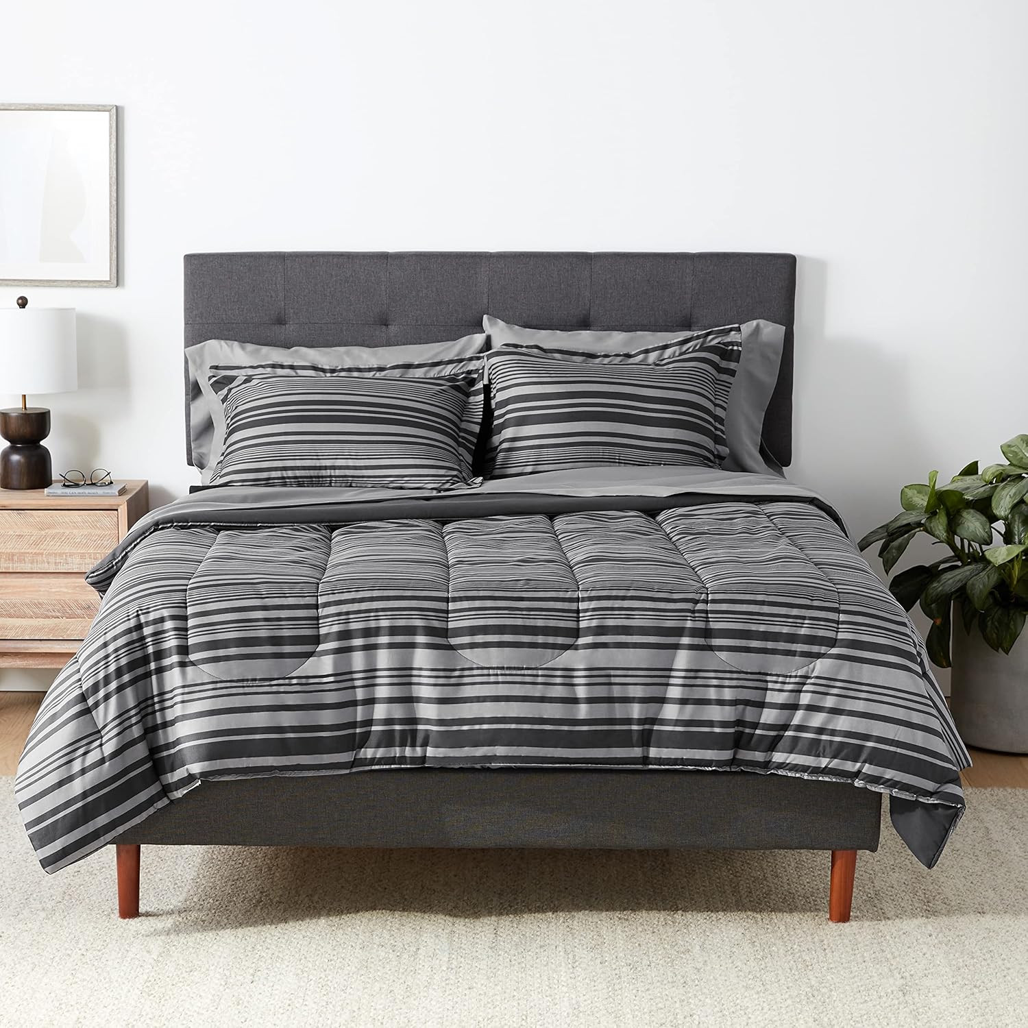 Cozy Full/Queen Comforter Set with Sheets for Stylish Bedding