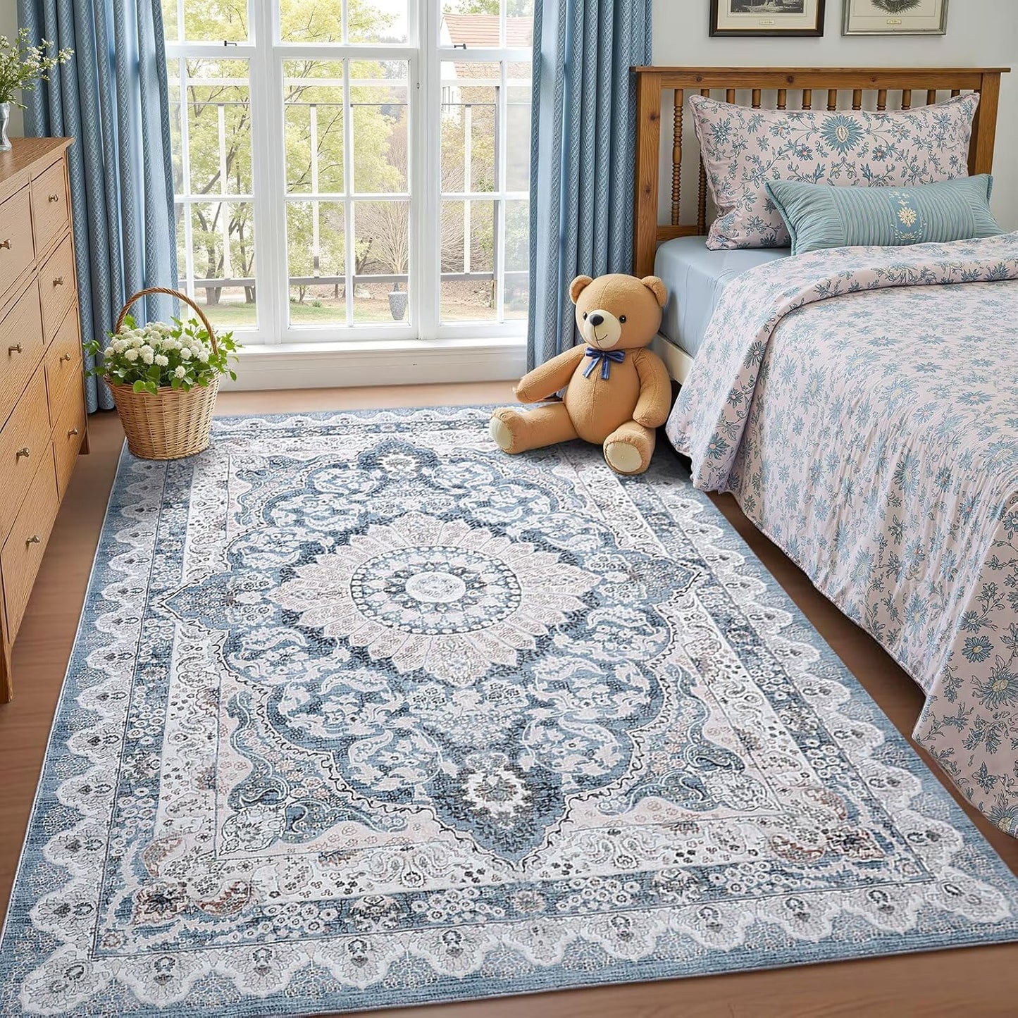 5x7 Area Rug for Bedroom with Non-Slip Backing and Vintage Charm