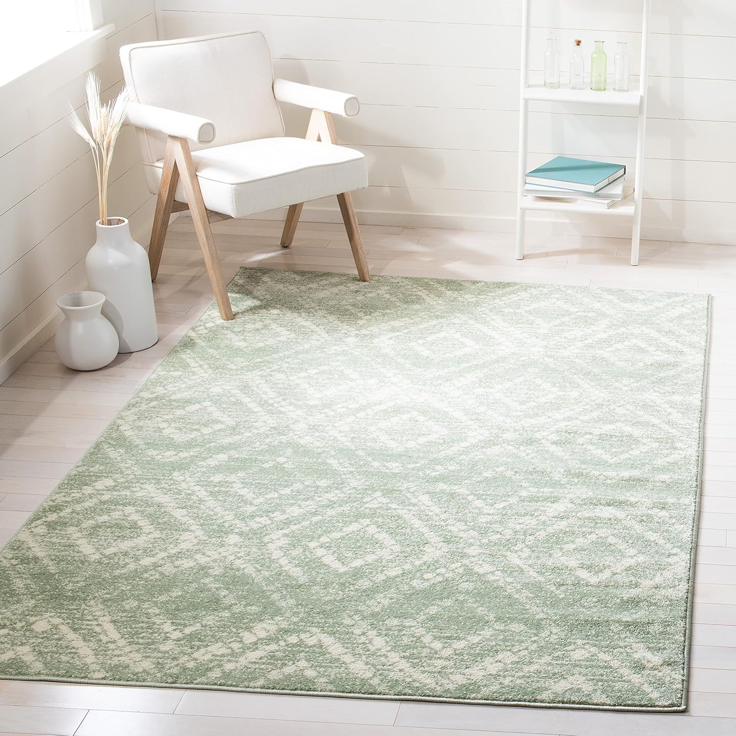 SAFAVIEH Adirondack Area Rug - Modern Diamond Design, 6ft x 9ft
