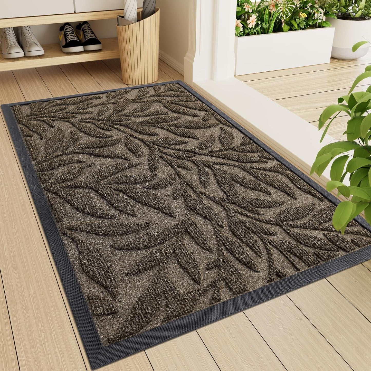Smiry Front Door Mat for Indoor Outdoor Use, Heavy Duty Design