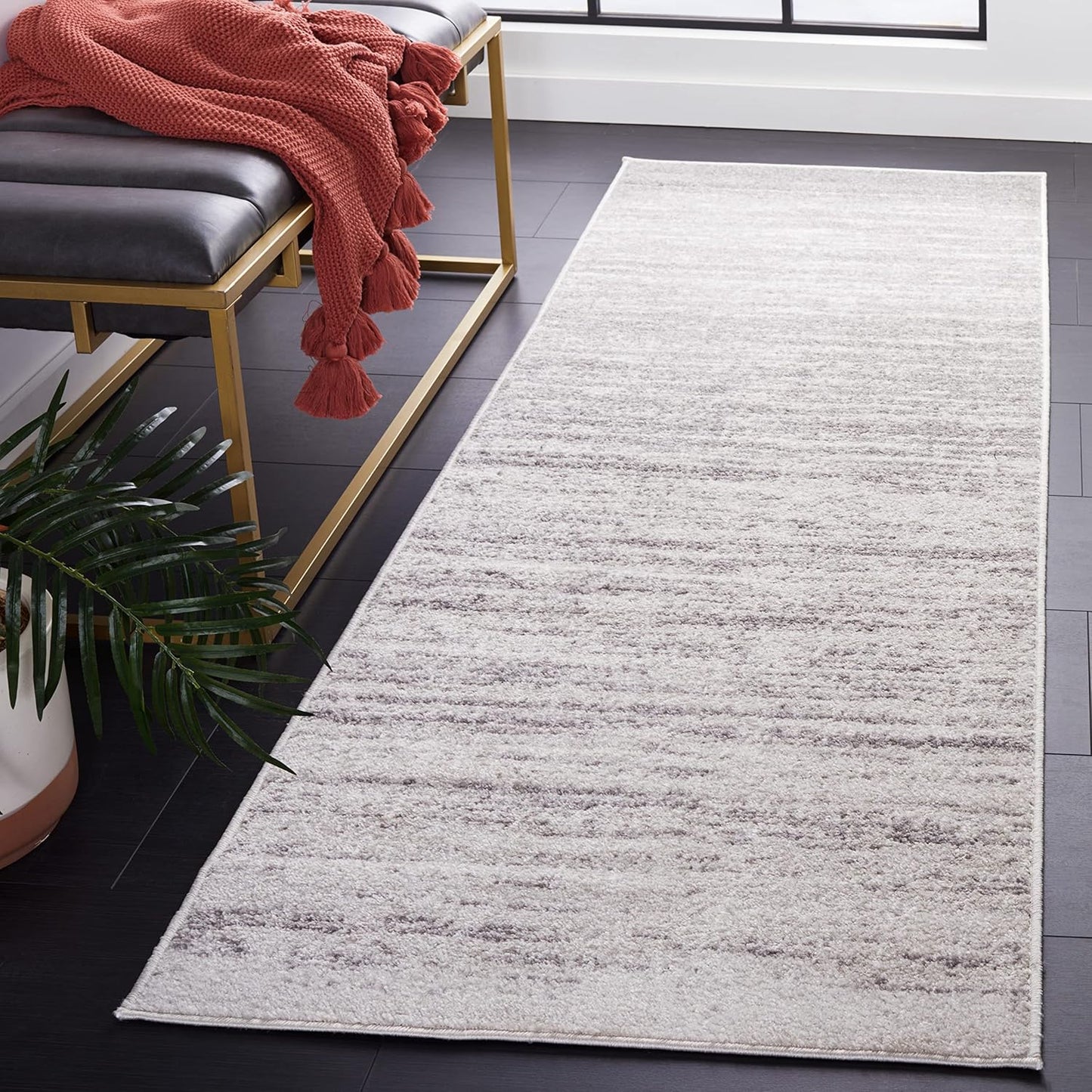 SAFAVIEH Adirondack Collection Runner Rug - Modern Ombre Design